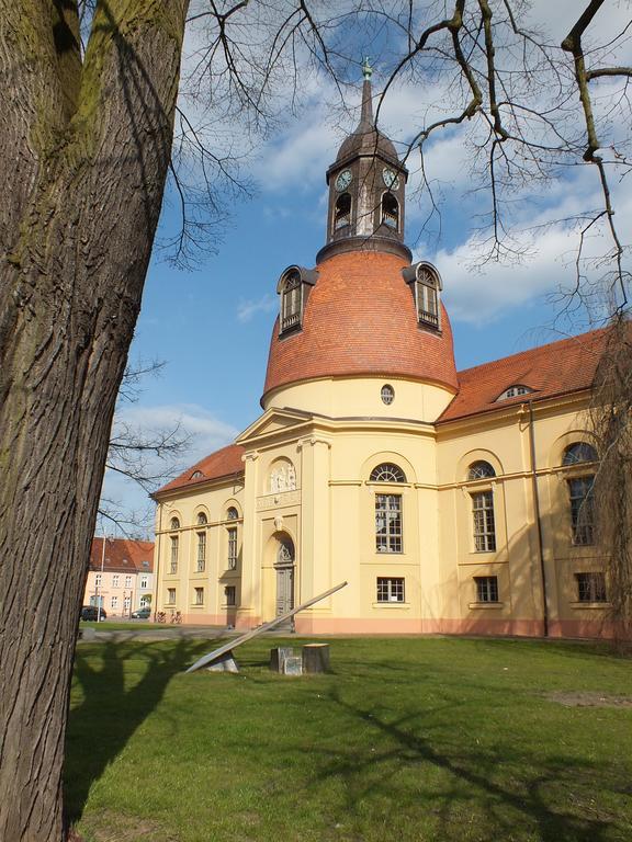 Bed&Breakfast Wagner "Im Alten Pfarrhaus" Neuruppin Kültér fotó